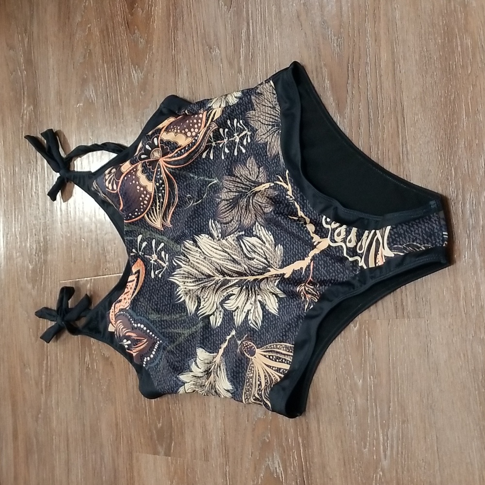 (3XL) Patterned One Piece Swimsuit Beach Vacation Resortwear Coastal Tropical